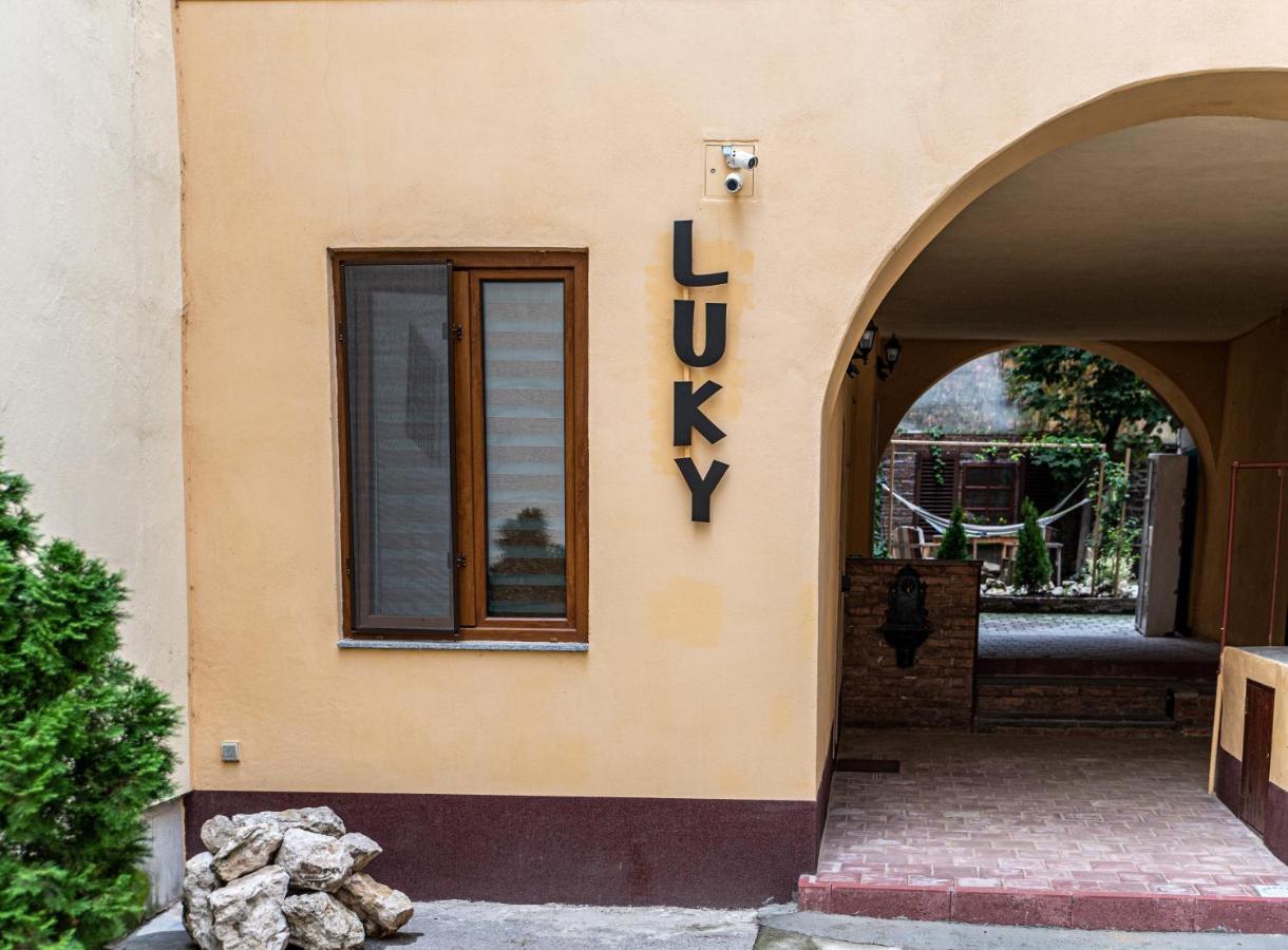 Appartement Luky 12 à Braşov Extérieur photo